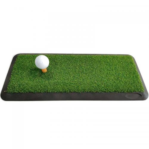 Mini golf hitting mat