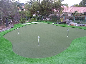 Introducción del césped artificial para golf