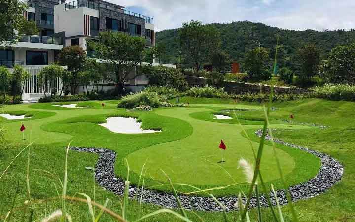 Green de golf al aire libre en Jiangmen, China